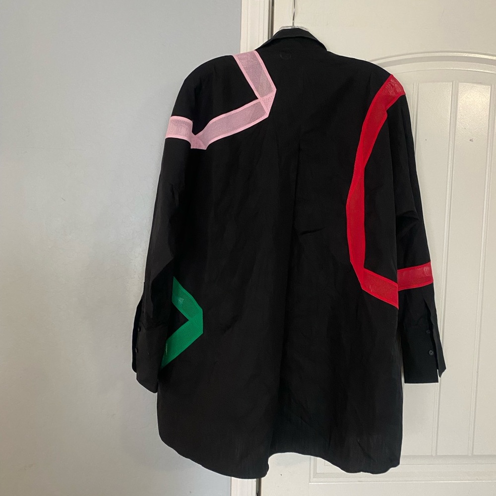 Colorful Geometric Pattern Shirt - image 4